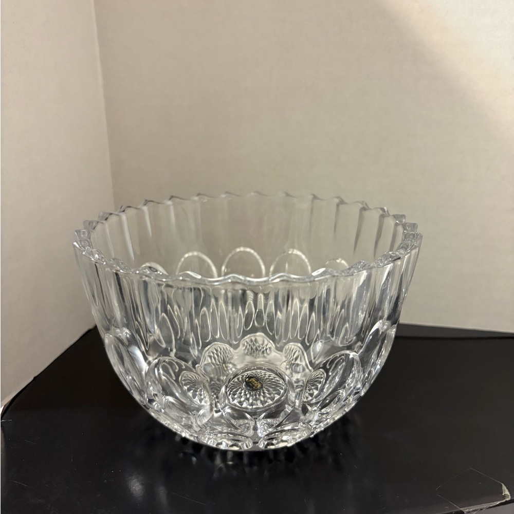 Crystal Clear Studios‎ Marielle 5 X 3 lead crystal bowl